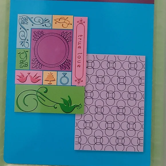 Cuttlebug Provo Craft set - Picture 2 of 5